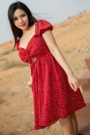 女教师在办公室被躁在线观看av