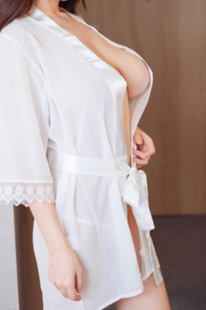 女人与公人强伦轩