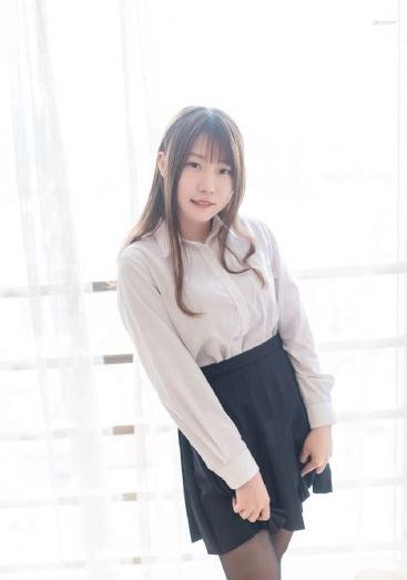 二十五岁女高中生